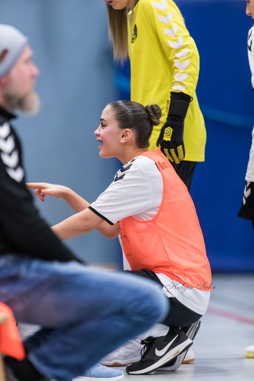 Bild 203 - wCJ Futsalmeisterschaft Runde 1